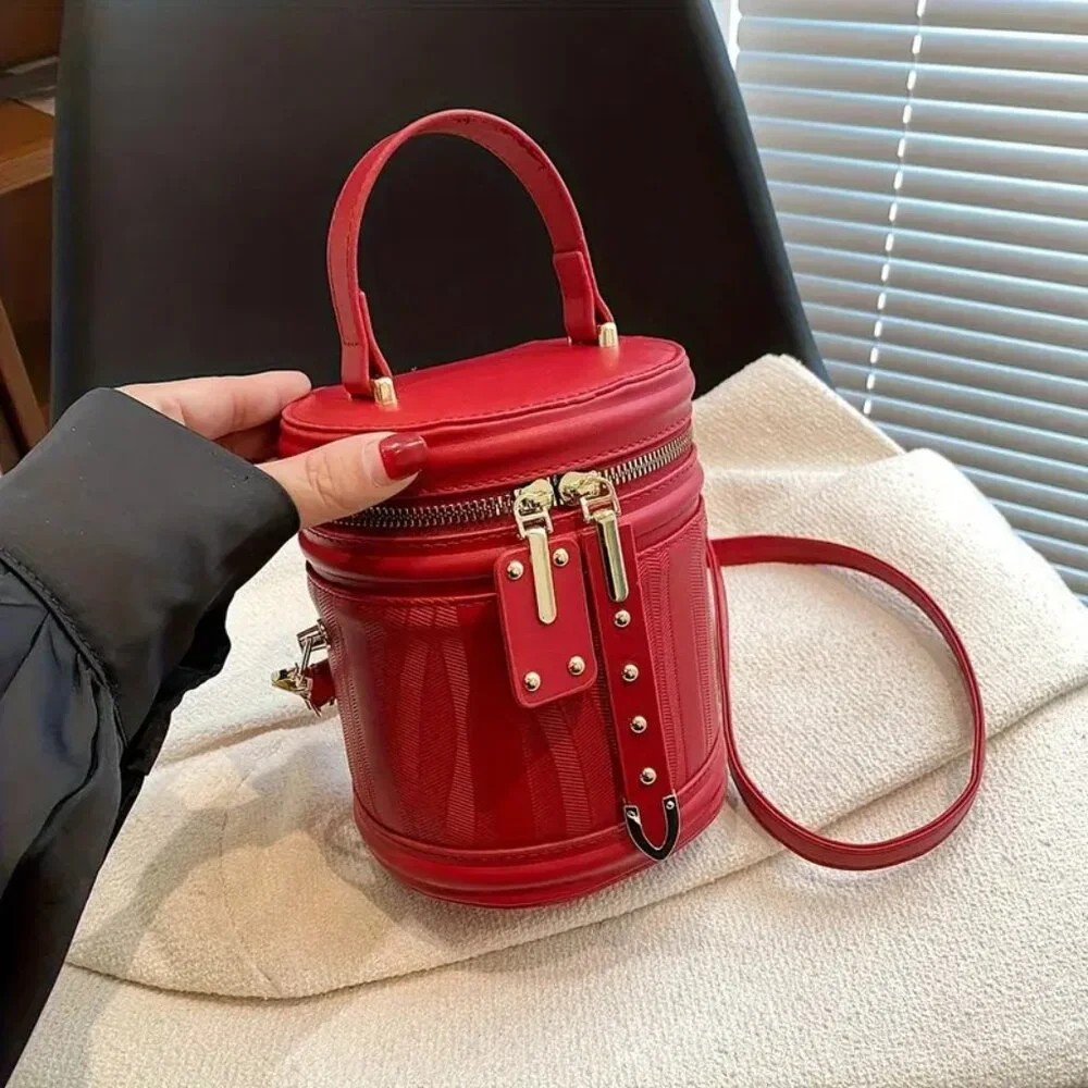❤️Chic Red Cylinder Crossbody Bucket Fun Handbag or Cosmetic Travel Makeup Bag - Picture 3 of 7